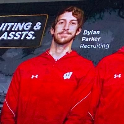 Former @BadgerFootball Recruiting Assistant 🔴⚪️ Founder of @AroundtheSnap