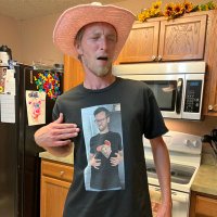 Henry Chapman (@famoddity) 's Twitter Profile