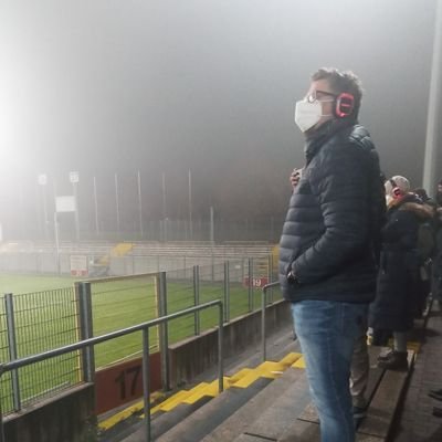 Heynoon's profile picture. techie, #f95, mtb, spagbolo, couch