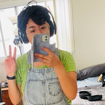 phd candidate @ UCLA, working on contemporary latinx literature, culture, media // writer and VONA alum, published in Nat Brut // some guy (they/them)