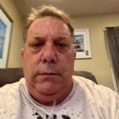 peterpiper7921's profile picture. one way