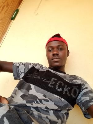 FWidenet's profile picture. Mwen se yon jèn ki gen yon limyè kap 
Klere .Anyen paka etèn li !!