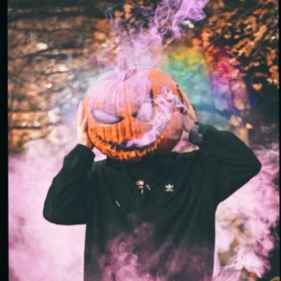 adoptmerobloxD2's profile picture.