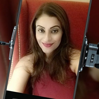 AnuradhaMalhot4's profile picture. Live And Let Live...