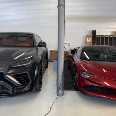 Aziz7z7z7's profile picture. 