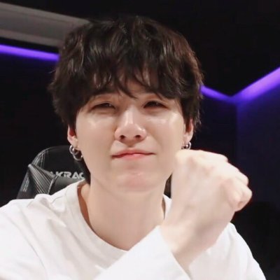 hey__borahae's profile picture. The BTS and K-Drama life