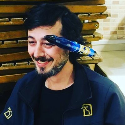 Şüheda fışkıracak, toprağı sıksan şüheda! Canı, cananı, bütün varımı alsın da Hüda, Etmesin tek vatanımdan beni dünyada cüda.