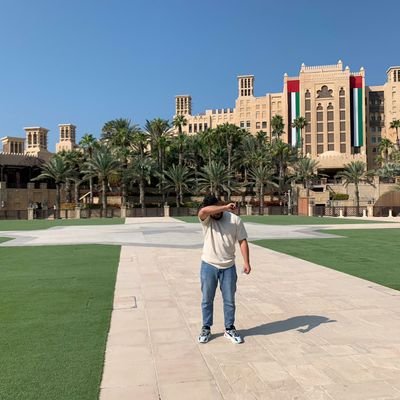 unNouveauDev's profile picture. 📈☄️🧑‍💻