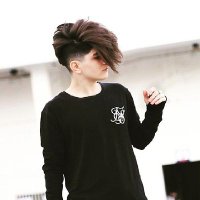 Zeeshan🤗 (@zee__says7) 's Twitter Profile