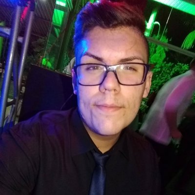 Estudante de direito 7/10
Músico por hobby
chama pra toma uma gelada, que sou parceiro