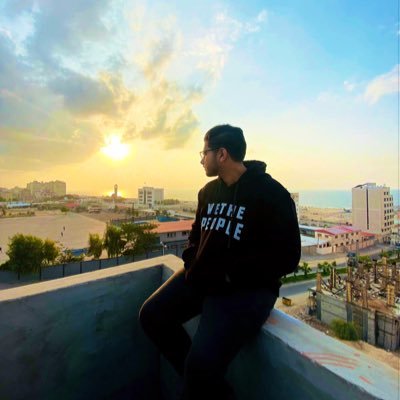 YousifJuda's profile picture. 21 || Don't mind me just watchin