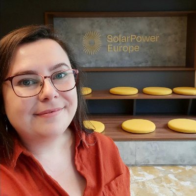 Head of Press @SolarPowerEU ☀ Another Irish person in Brussels 🍀

Solar stuff & personal views ✌️

Receive SolarPower Europe press releases ⬇