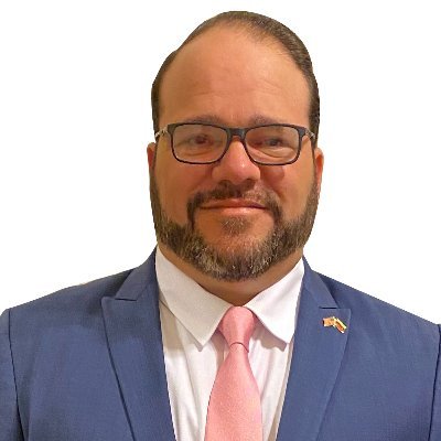 Licensed Insurance and Real Estate Broker / Marketing Specialist. born in Caracas, Venezuela, now living in Boca Raton, Florida, USA
