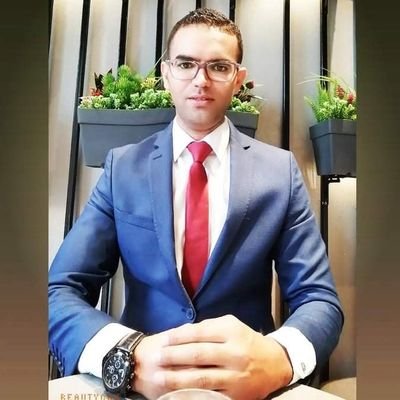 وسام جمال، دكتوراه فى القانون من جامعة سونان امبيل، إندونيسيا