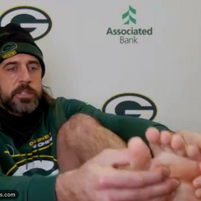 Pittmonster04's profile picture. This place looks like Santas workshop....except it smells like mushrooms and everyone looks like they want to hurt me.

Go Pack Go 🧀🧀