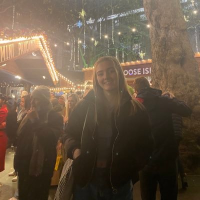 AmyLonsdale1999's profile picture. 