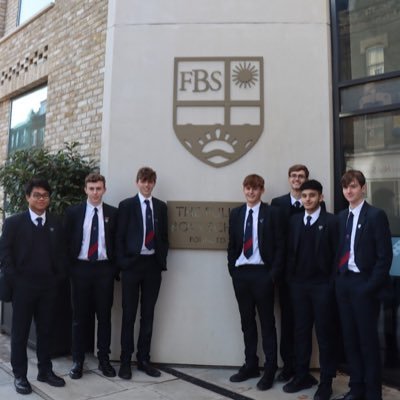 The official twitter of the Head Boy Team at The Fulham Boys School. Students will not be followed back. Account managed by Head Boy (Malachi)