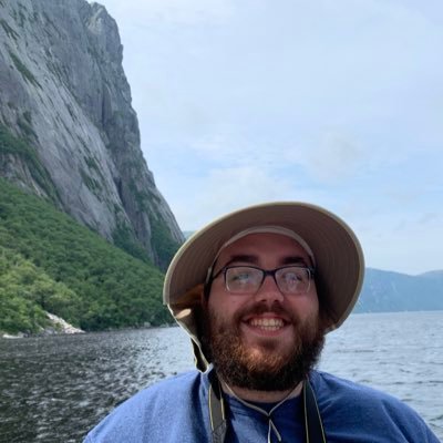 alexquilty's profile picture. Discovery Collegiate Teacher ✏, Technology Education 🕹, Social Studies ⏳