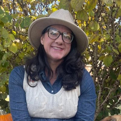 KeriBarcellos's profile picture. 1950s pinup dress wearing, public school principal   instagram & tiktok @batesmotelprincipal