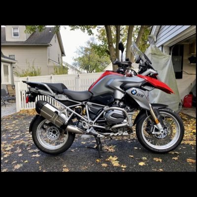 benukaj83's profile picture. 