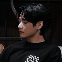 Raynar. (@penggoreskisah) 's Twitter Profile