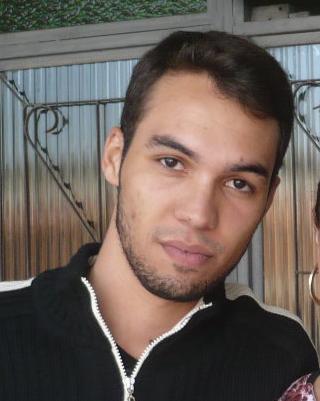 rafinhacsz's profile picture. Sou um amante da arte de Origami, estudante de Contabilidade e busco fazer novas amizades com a tentativa de trocar ideias bacanas e sadias!