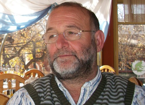 robertotole's profile picture. 