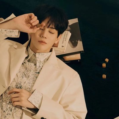 not so active here nowadays but Highlight still my emotional support 💕