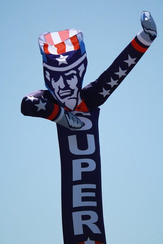 inflateco's profile picture. Leading manufacturer of attention products from feather flags, air dancers, vendor tents, banners to giant inflatables of all kinds and sizes.