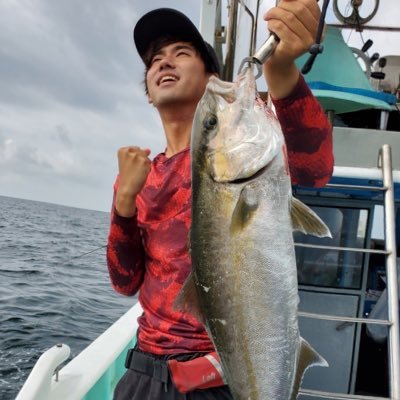 『釣り業界の革命児』 愛知・三重 釣りには人生かけるほど魅力がある。Instagram 『釣りfantasy』https://t.co/e6x1COje4M