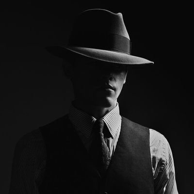 jomidvar's profile picture. 