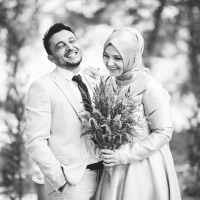 Melekbal16's profile picture. 