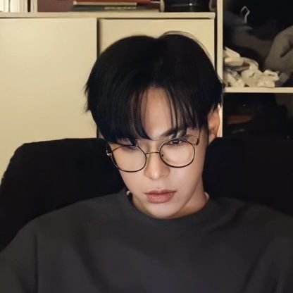 winoneq's profile picture. 