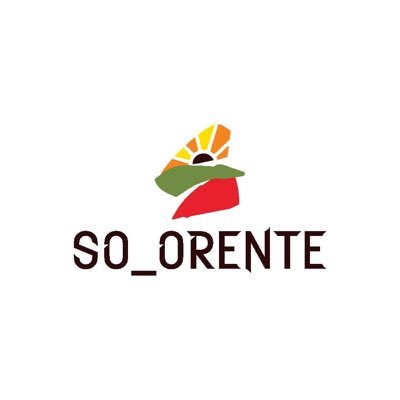 Fashion Designer/Stylist, IG- @so_orente , @soorente_bespoke WhatsApp +2348039661614. Email soorente@yahoo.com