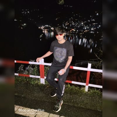 AsadFrost's profile picture. •writer 🎓