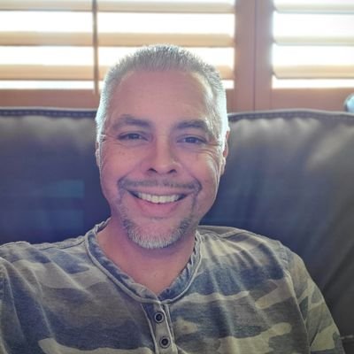 Christian. Husband. Conservative. Army Veteran. Systems Engineer. #MAGA 🇺🇸. Lets see..political thrillers , running..blah blah blah. ...
