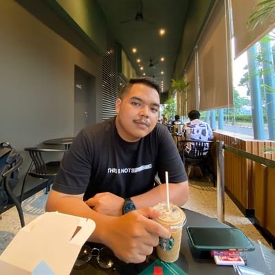 donyandreast's profile picture. 