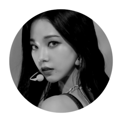 An eye that's so sharp and with abundant charisma. A heartwarming personality that can steal your sanity. Born in 2000, 𝐊ala.