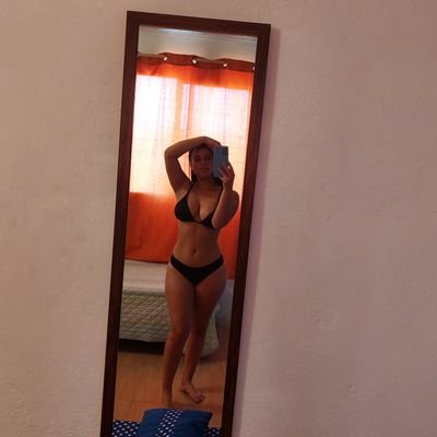 Romina45912345's profile picture. 