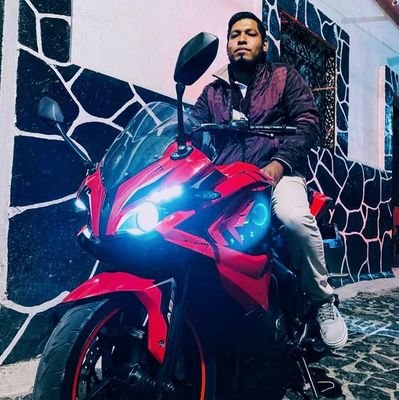 Edgarin151610's profile picture. La aventura y las motos