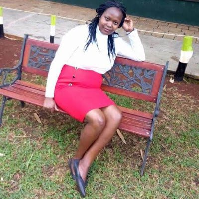 PeculiarHellen's profile picture. 