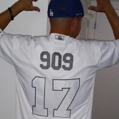 JCallaway32's profile picture. Love golf  muisc   and gardening