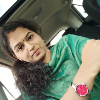 kpa_akilasree's profile picture. 🇮🇳🎉🎊|Banker😐|👨‍👩‍👧|Cynophilist🐕