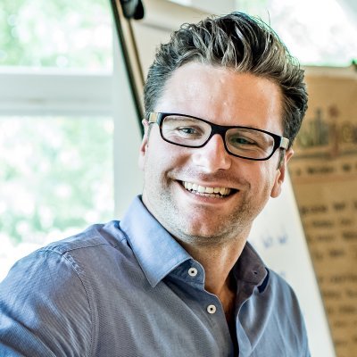 org-designer and collaboration facilitator, helping build the organizations of the future, one prototype at a a time #prototyping #futureofwork #sociocracy30