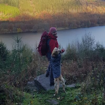 tuftyclub106's profile picture. Not all those who wander are lost...