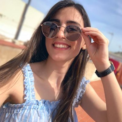 si no te respondo no te preocupes, estoy ocupada estudiando o viendo friends