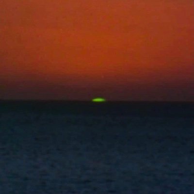 sigrutsf's profile picture. trouble every day