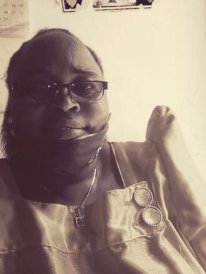 lCSlc543Zy5YOER's profile picture. Makato