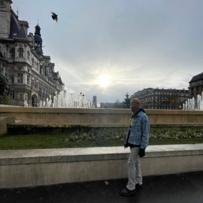 j_mych2x's profile picture. u have to wait your turn, I have the right a way