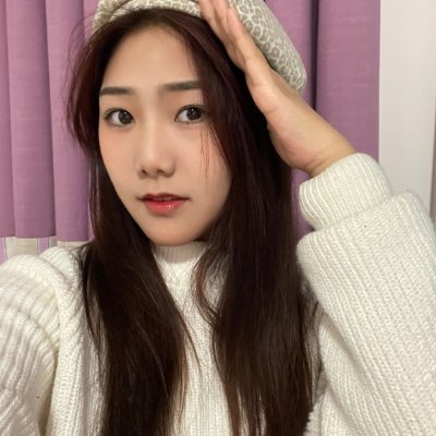 cbunch10's profile picture. Miracles sometimes occur, but one has to work terribly for them.